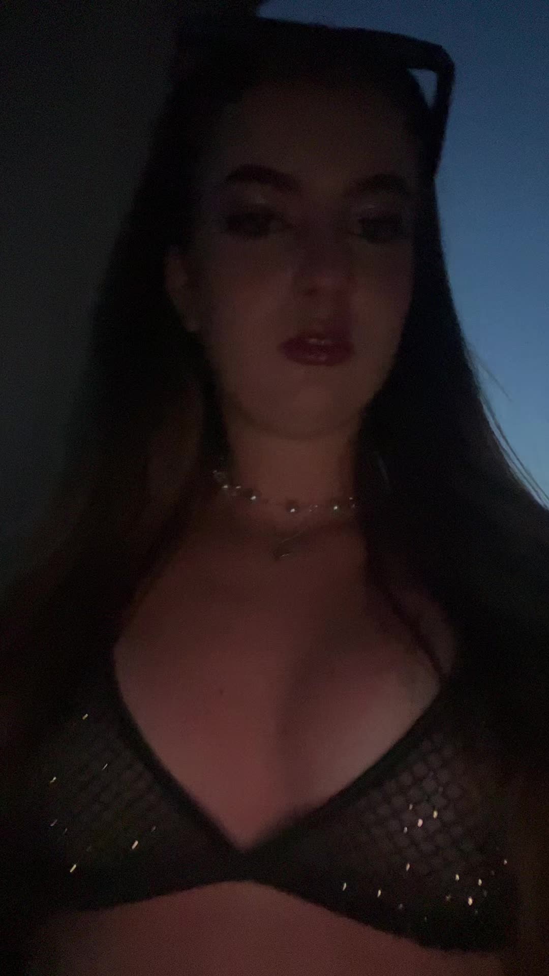 @sisi