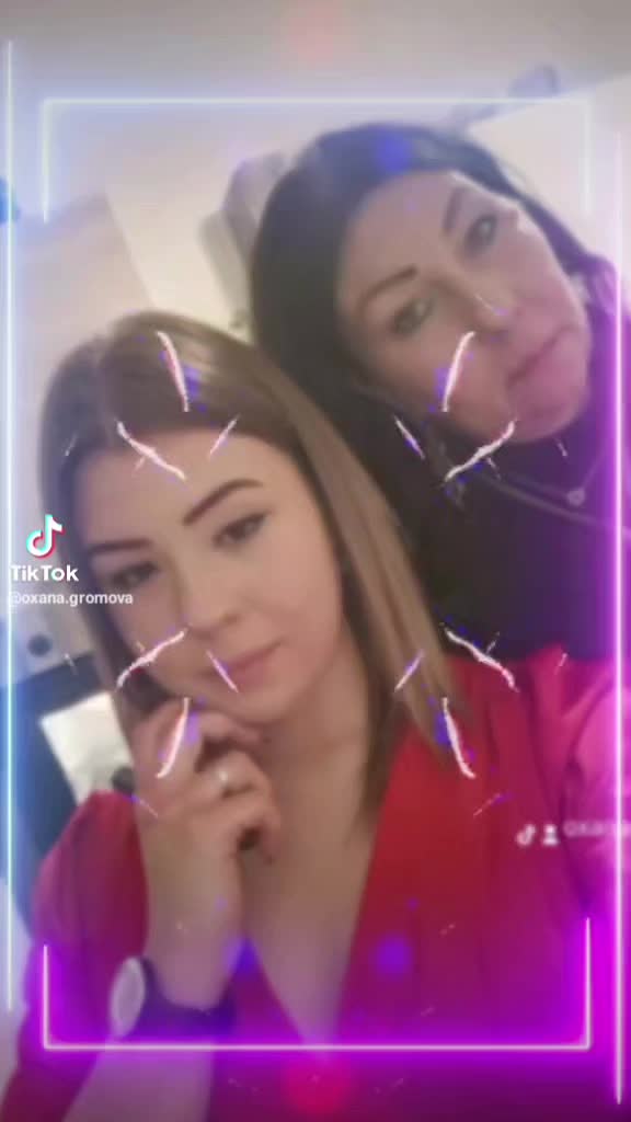 @Oxana Gromovaoxi