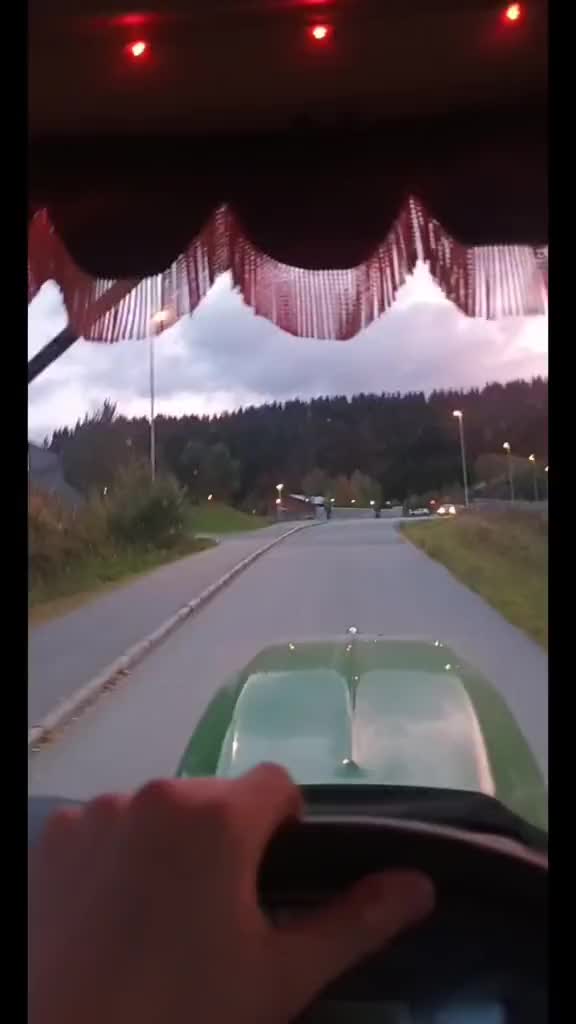 @hans_hess