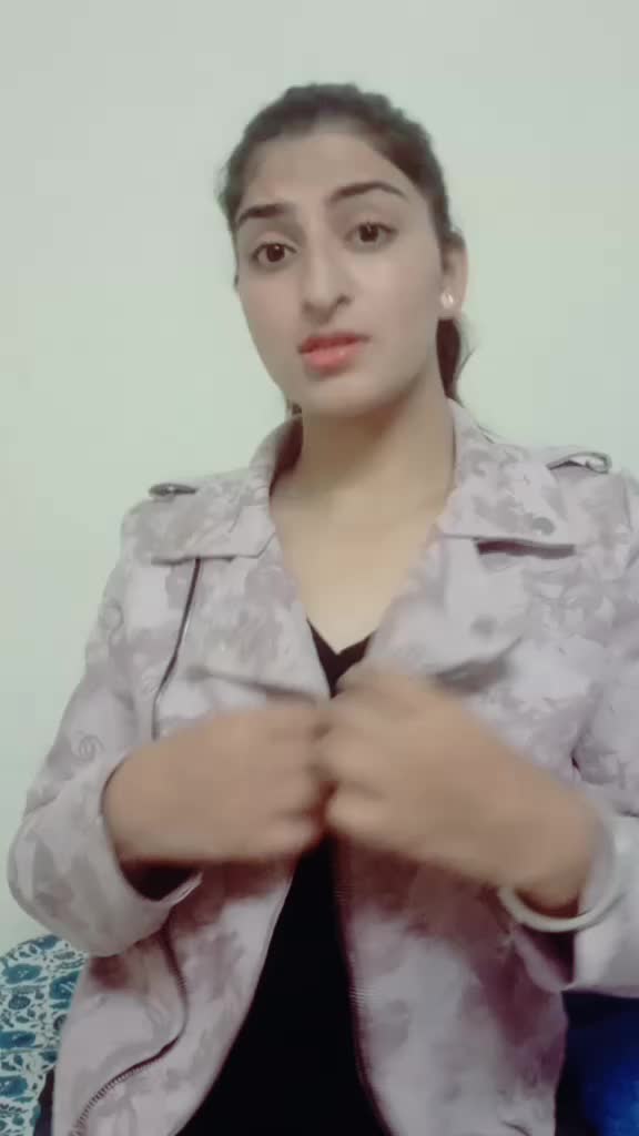 @Vneet kour