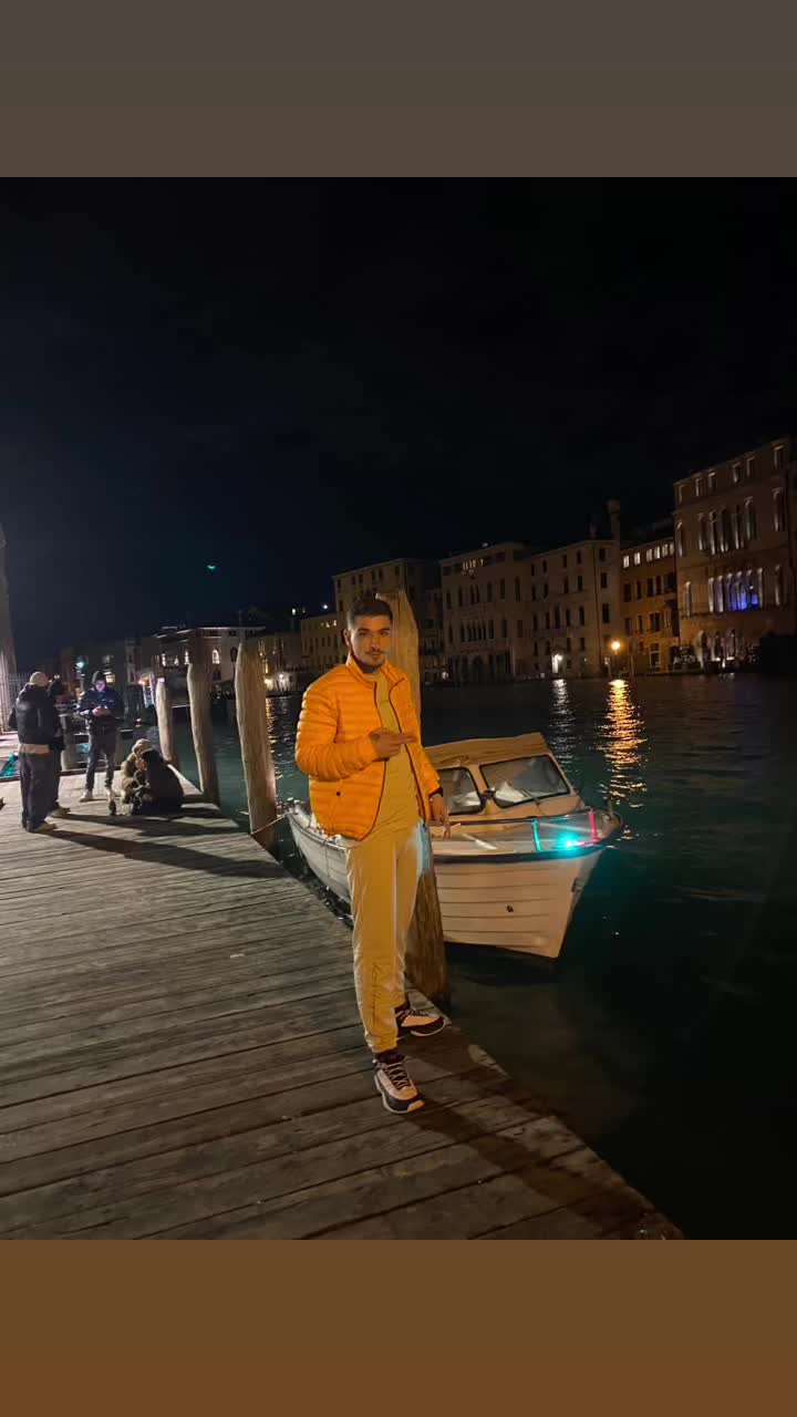 @Mujbashotaa