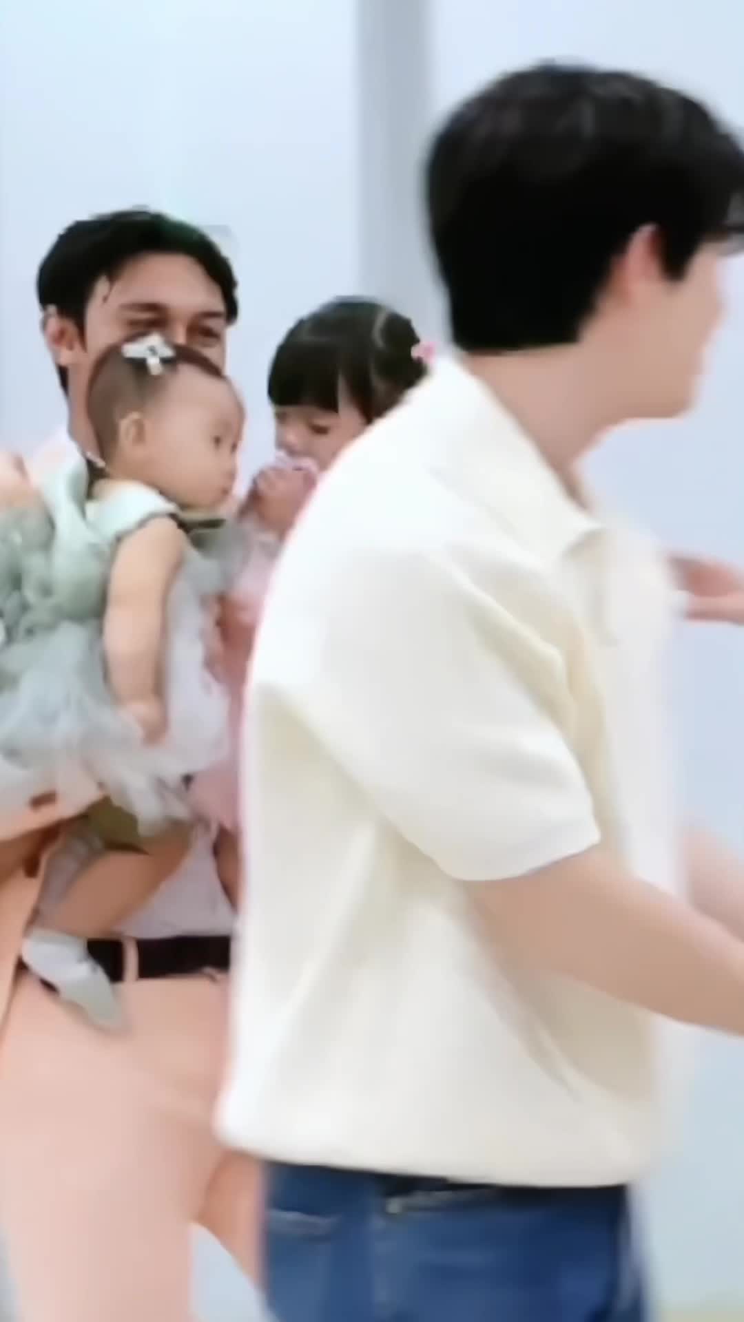 @dyo.nis_
