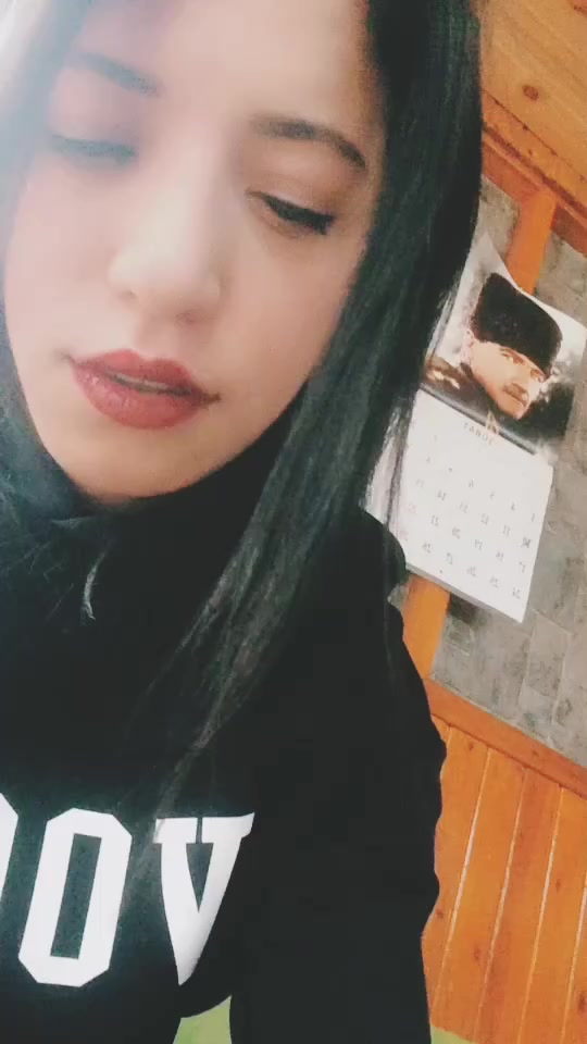 @Azime Menekşe