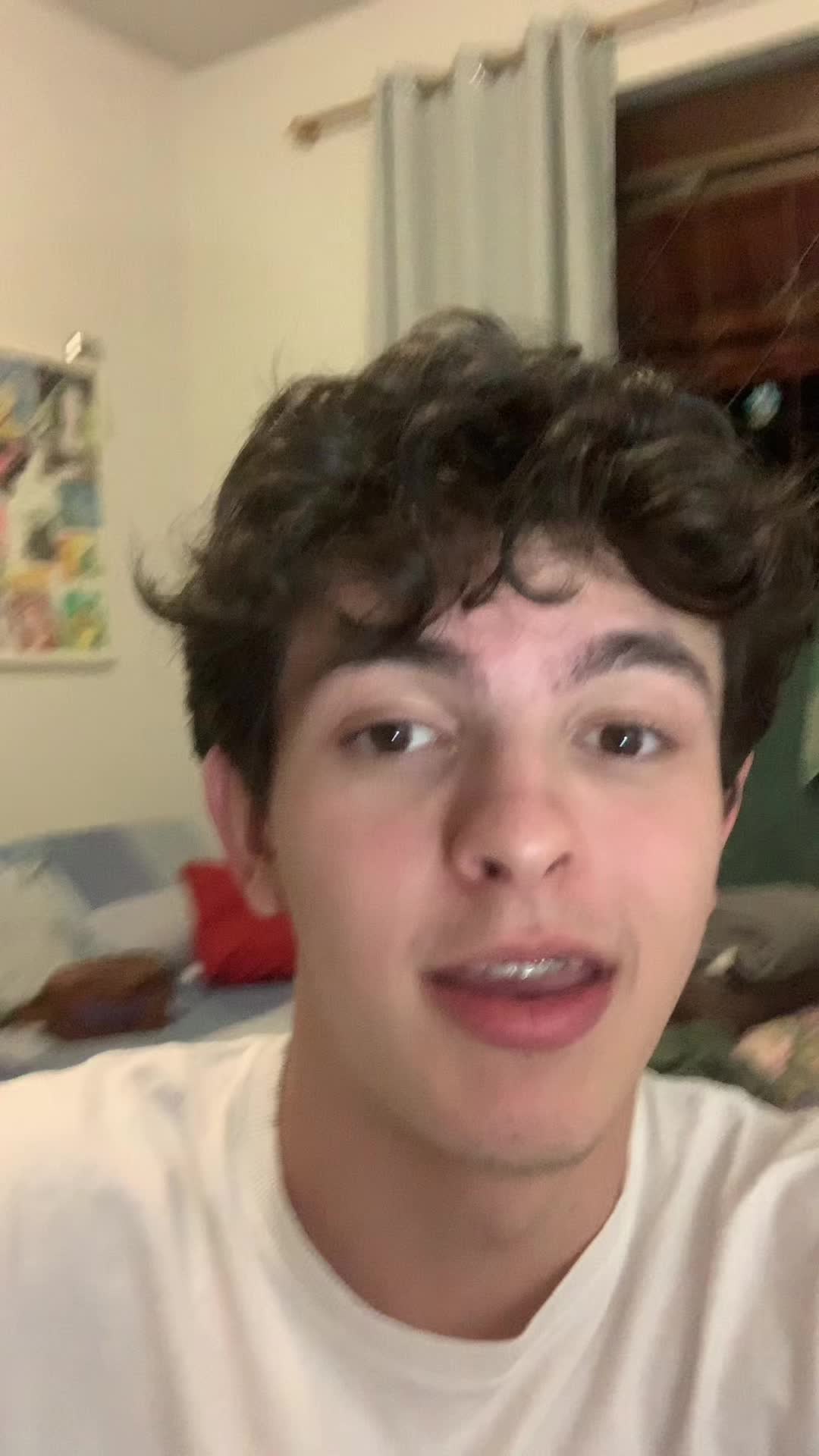 @Lhomilho