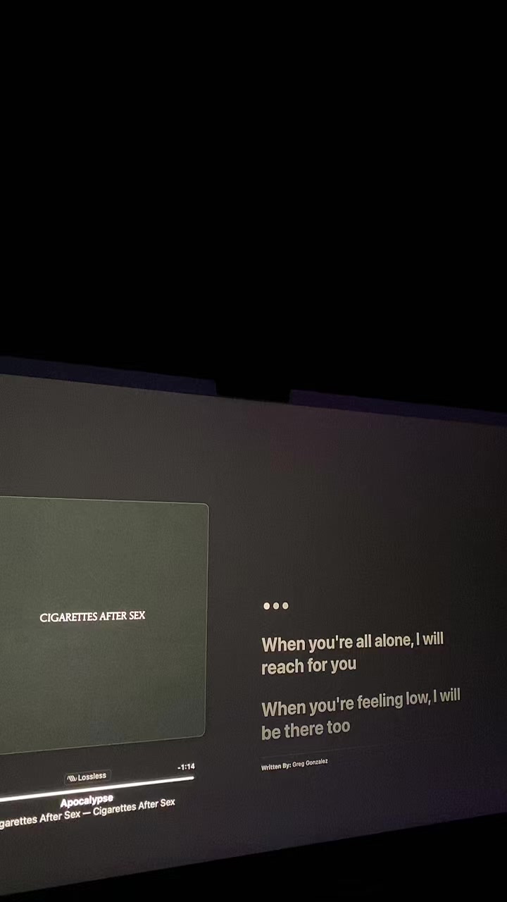 @🎧