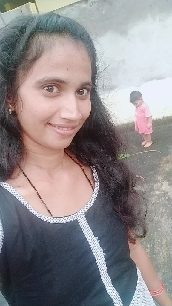 @nageena shaik