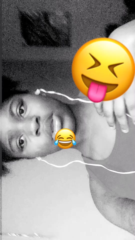 @Baby Kay 🙈🤤