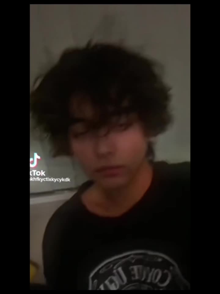 @<3