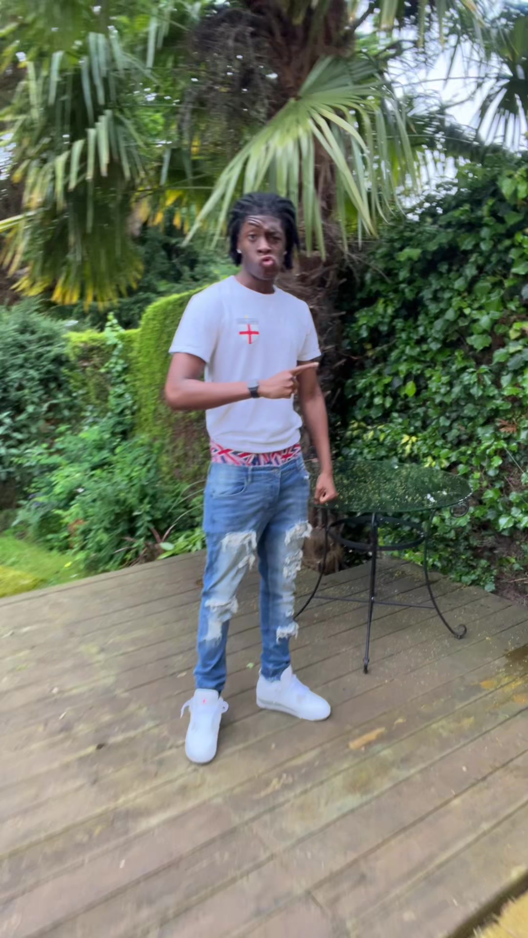 @WhyDee