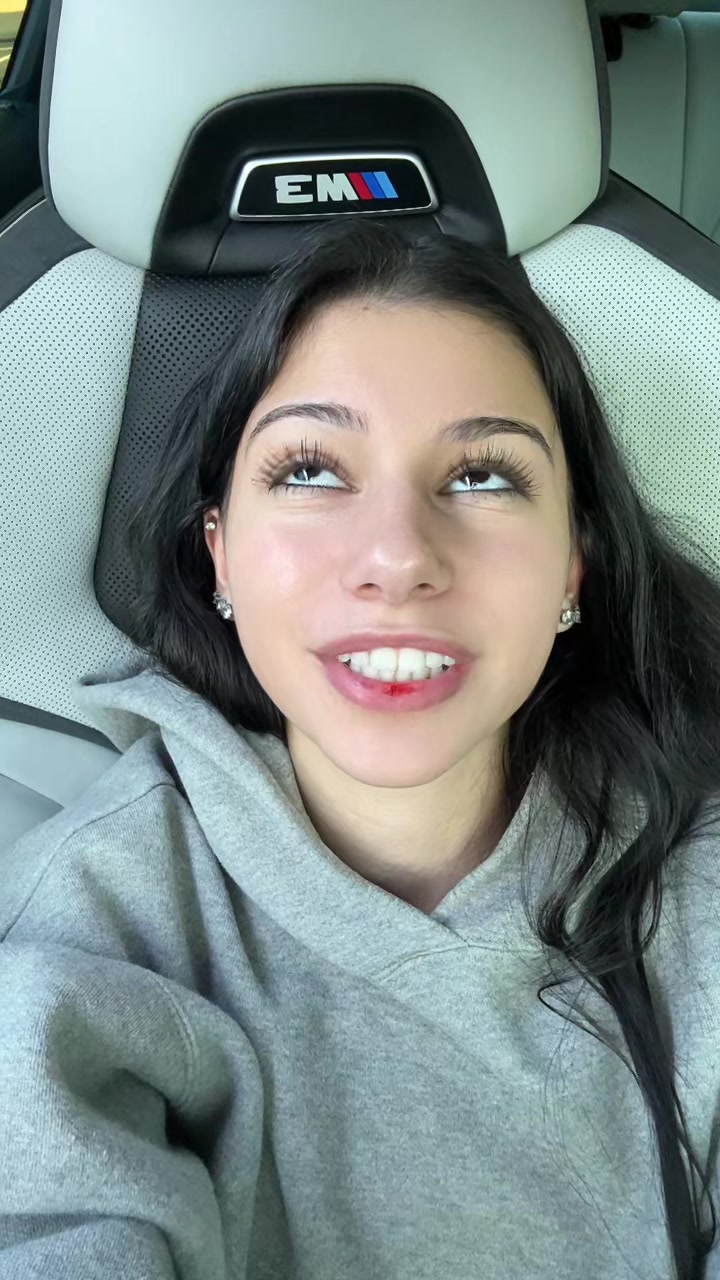 @carlie