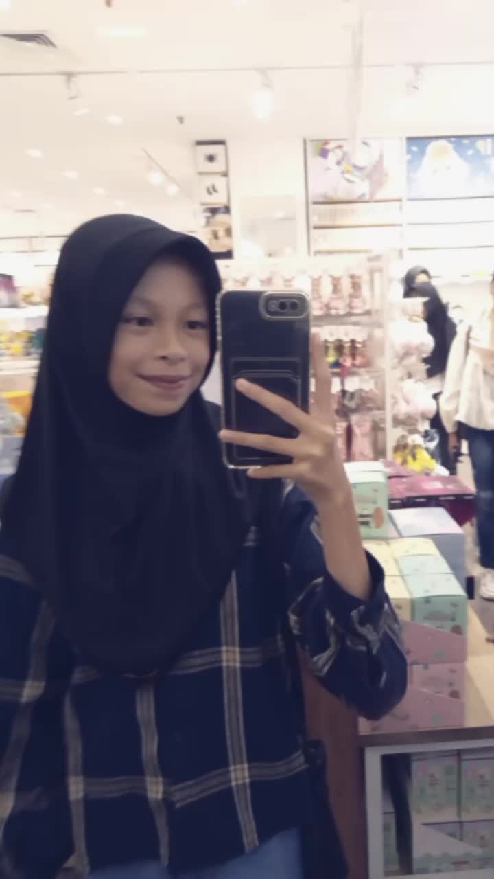 @xyxrenn23
