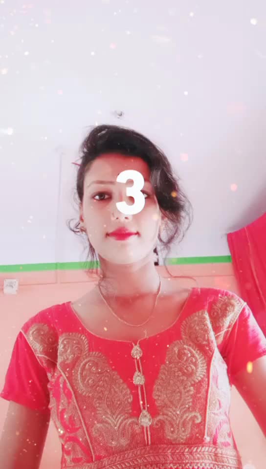 @selfie queen roja🤳