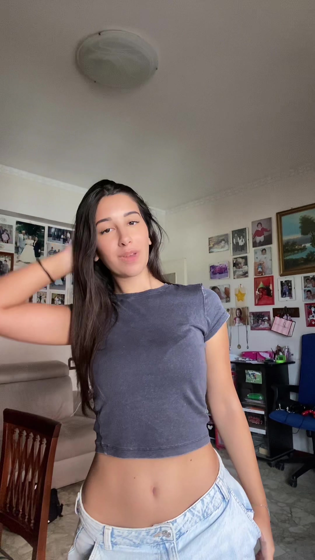 @claudia