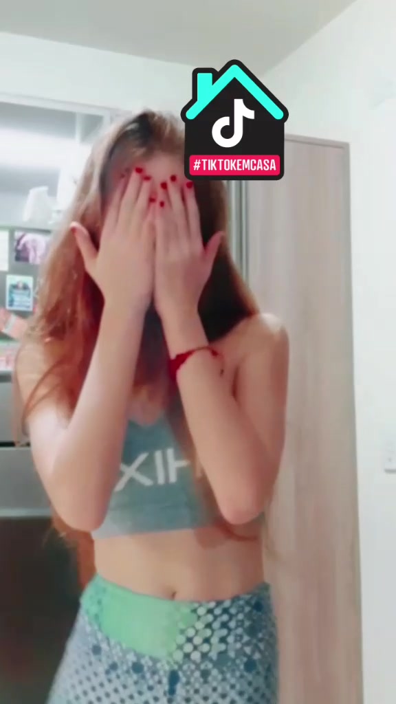 @Julia Vit&oacute;ria