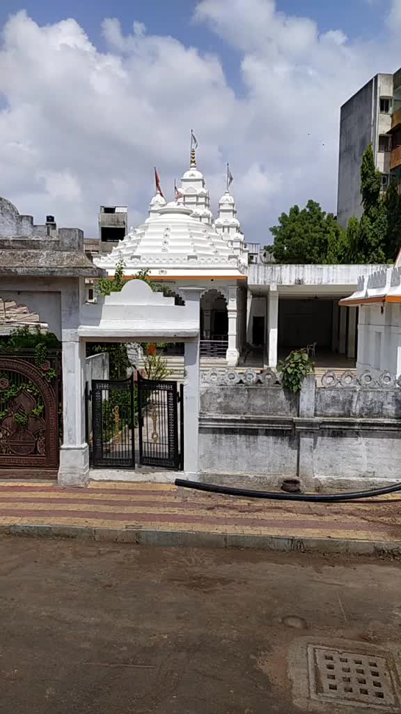 @Solankirakesh1283