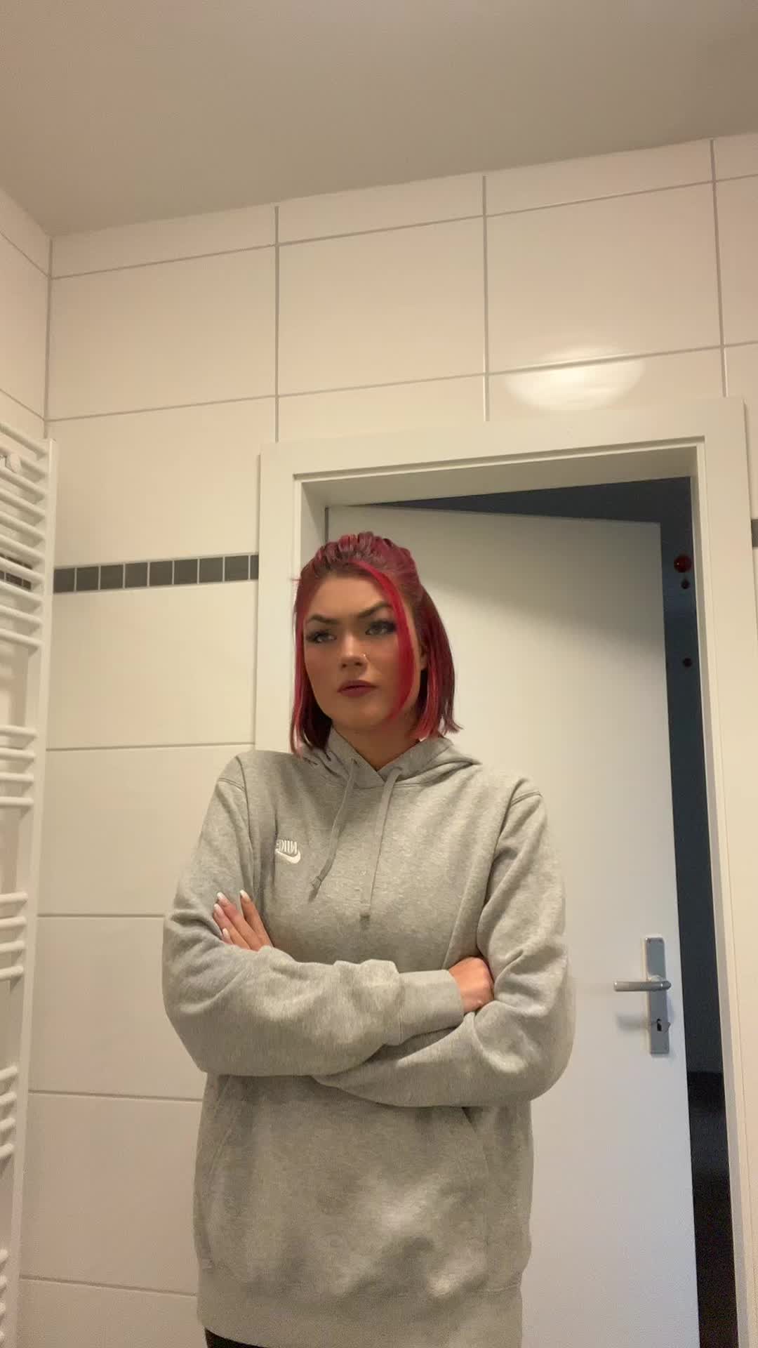 @Lina