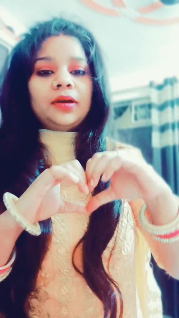 @Desiiigirl