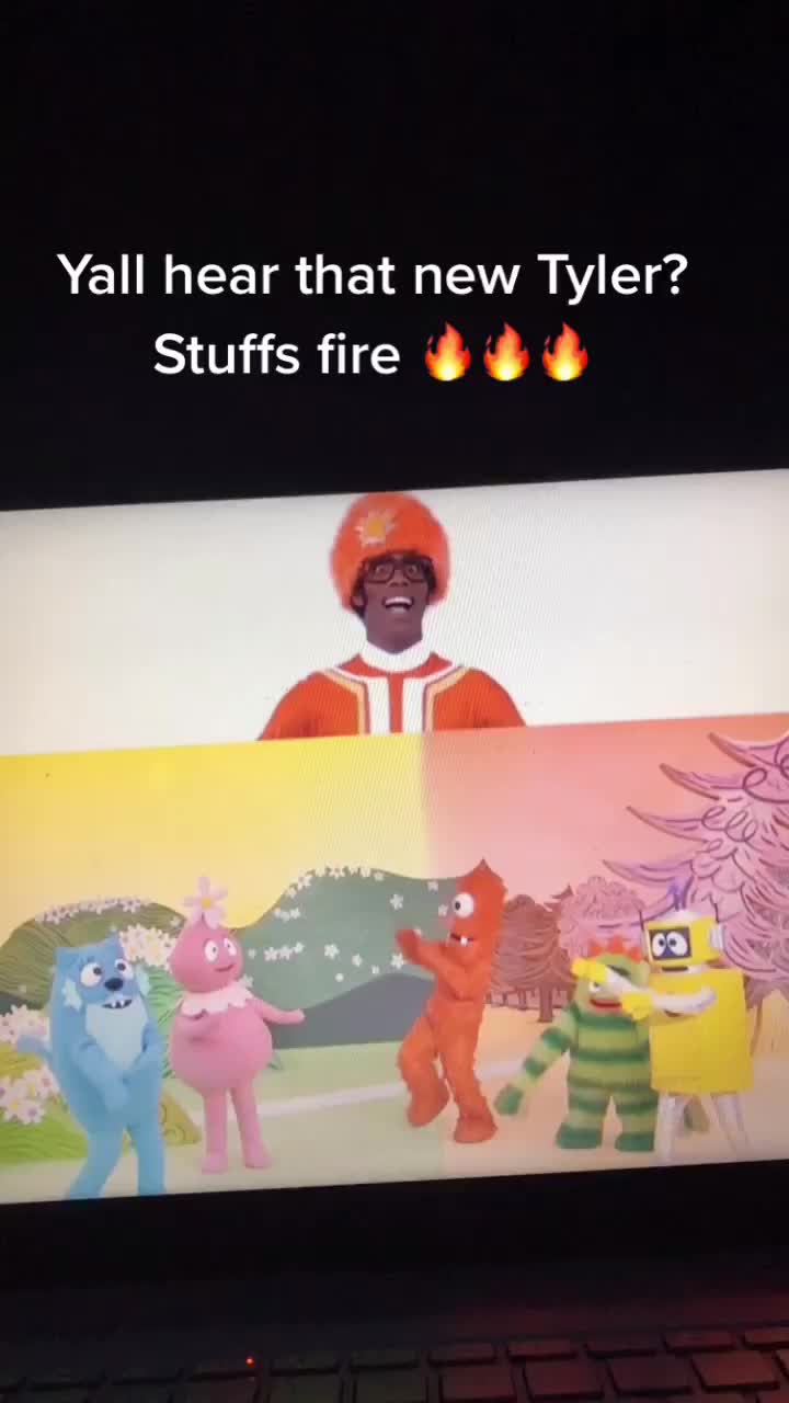 @Stylish Gambino