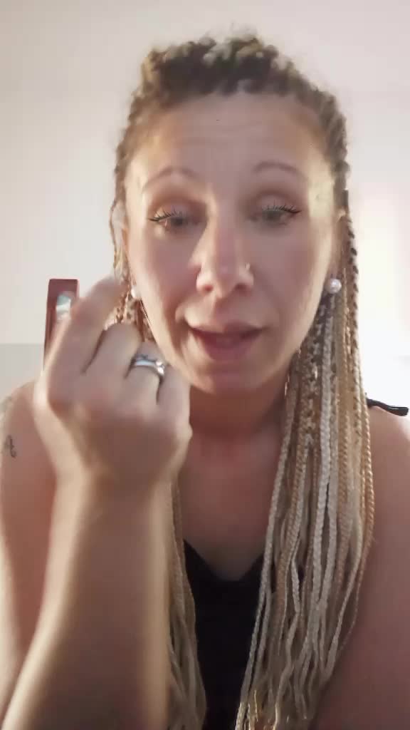 @Rosaria