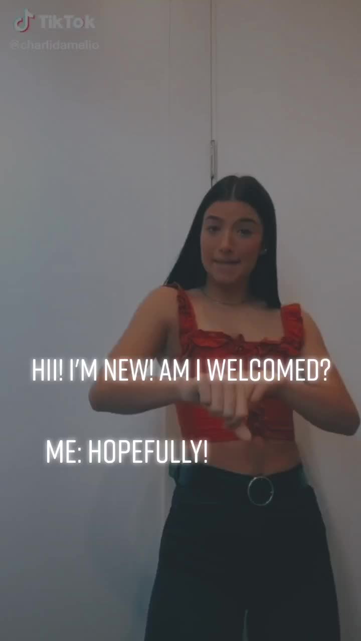 @💕lil charli💕