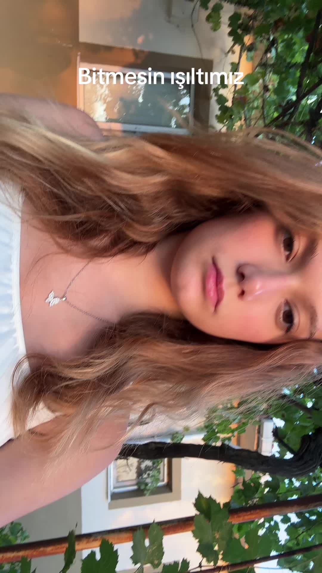 @Zeynepp