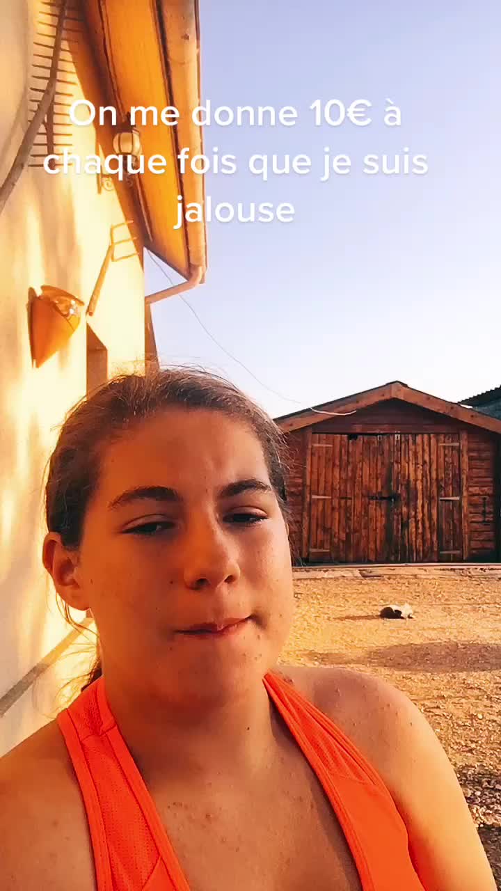 @noemiee