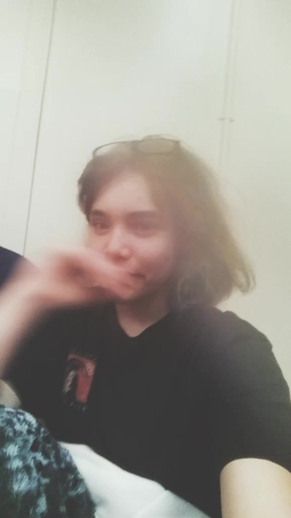 @shy.girl.in.the.back