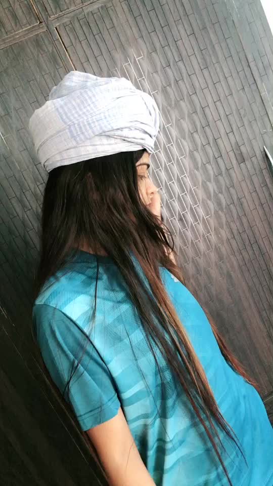 @Vanii1801