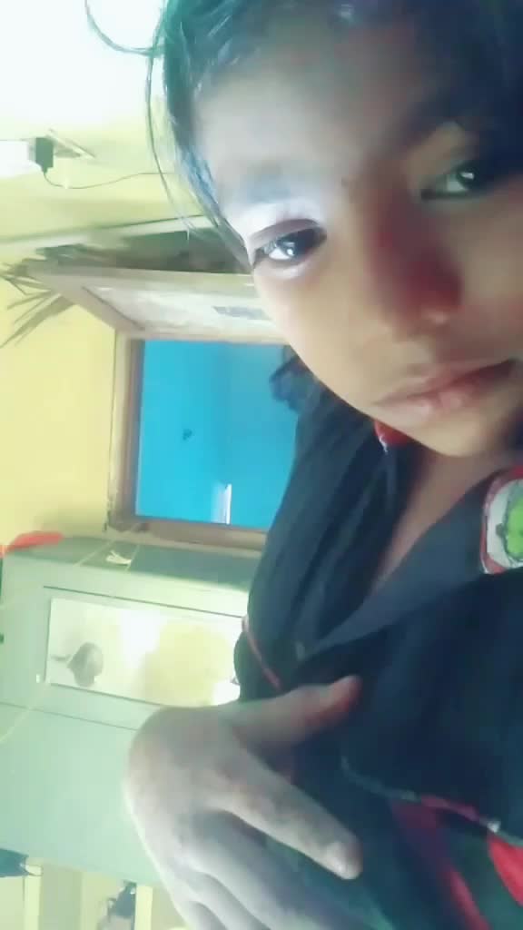 @Anandhuminnu
