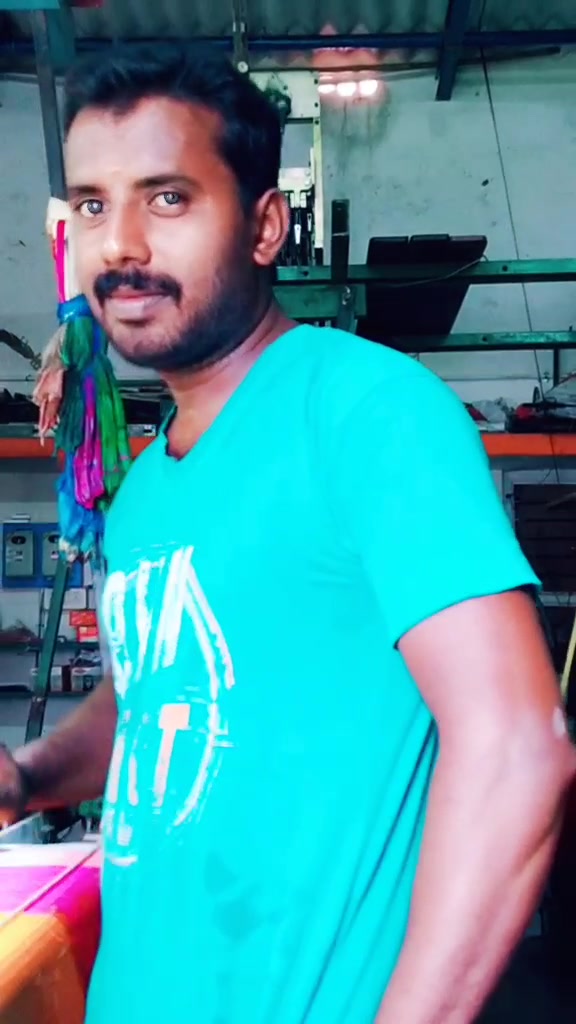 @கிராமத்து பைத்தியம்