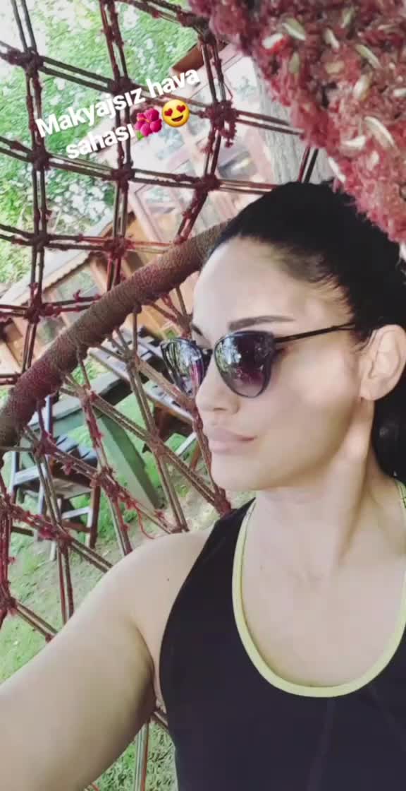 @Ebru Sulukahya