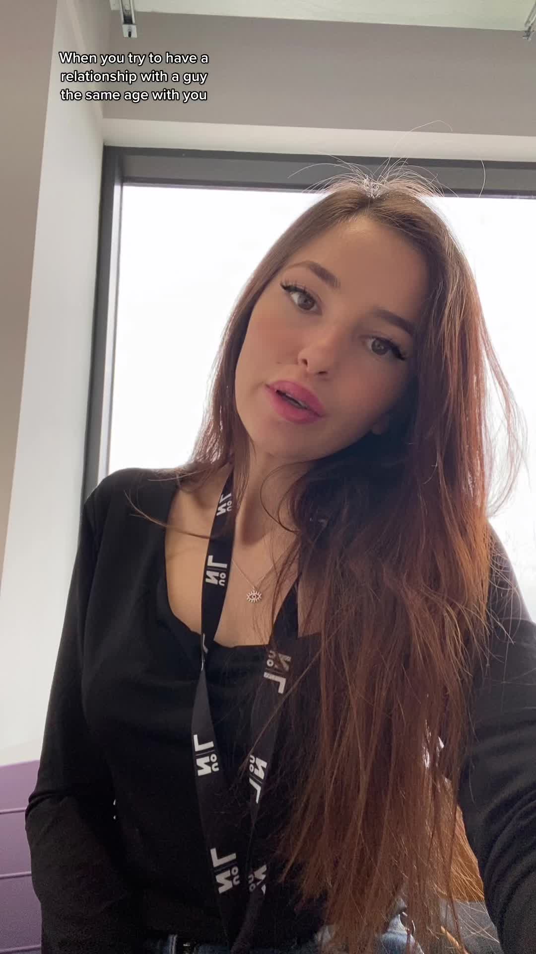@artjola
