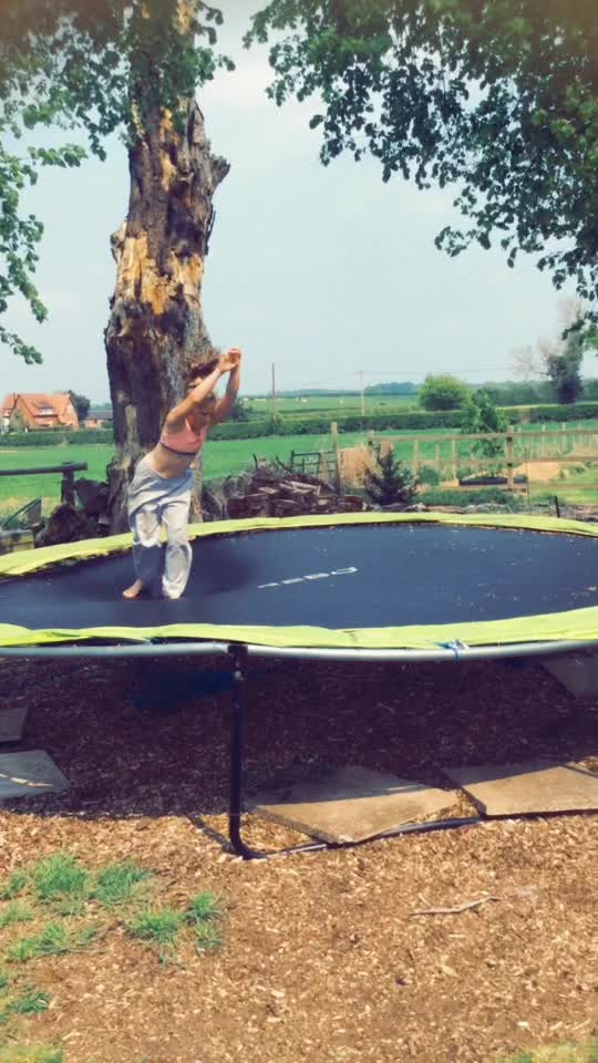 @Gymnastic 101 x