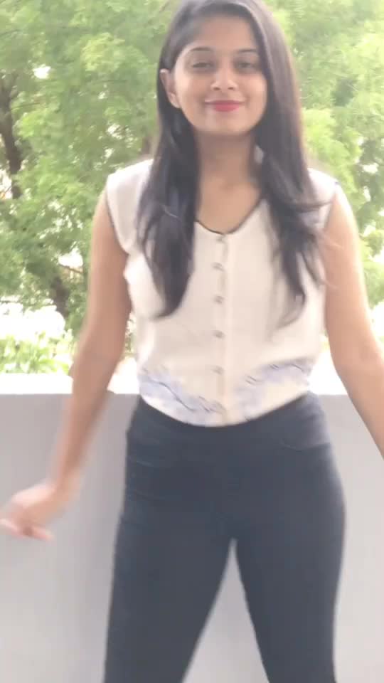 @pravallika_nalluri