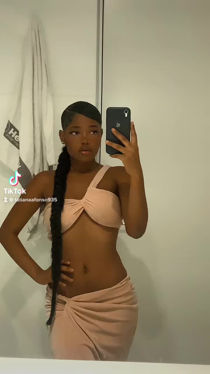 @Boneca❤️🖤