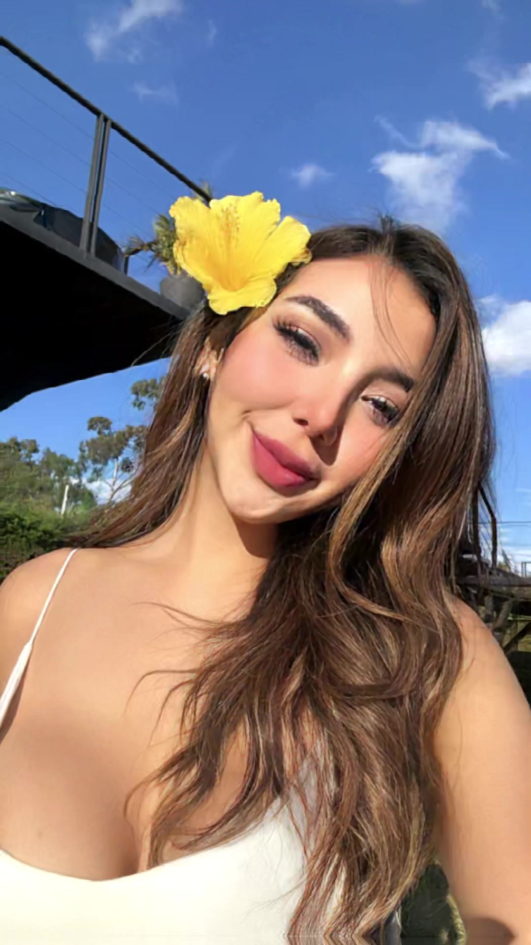 @Guĭsela Yazmin Lopez