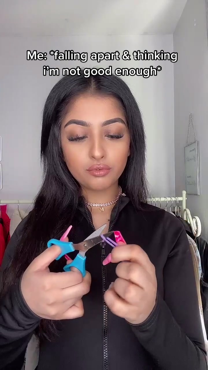 @MAY B VLOGS
