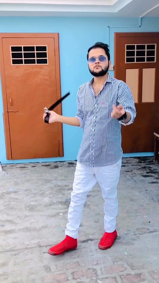 @HASAN ANSARI THE SWAGSTAR 🔥