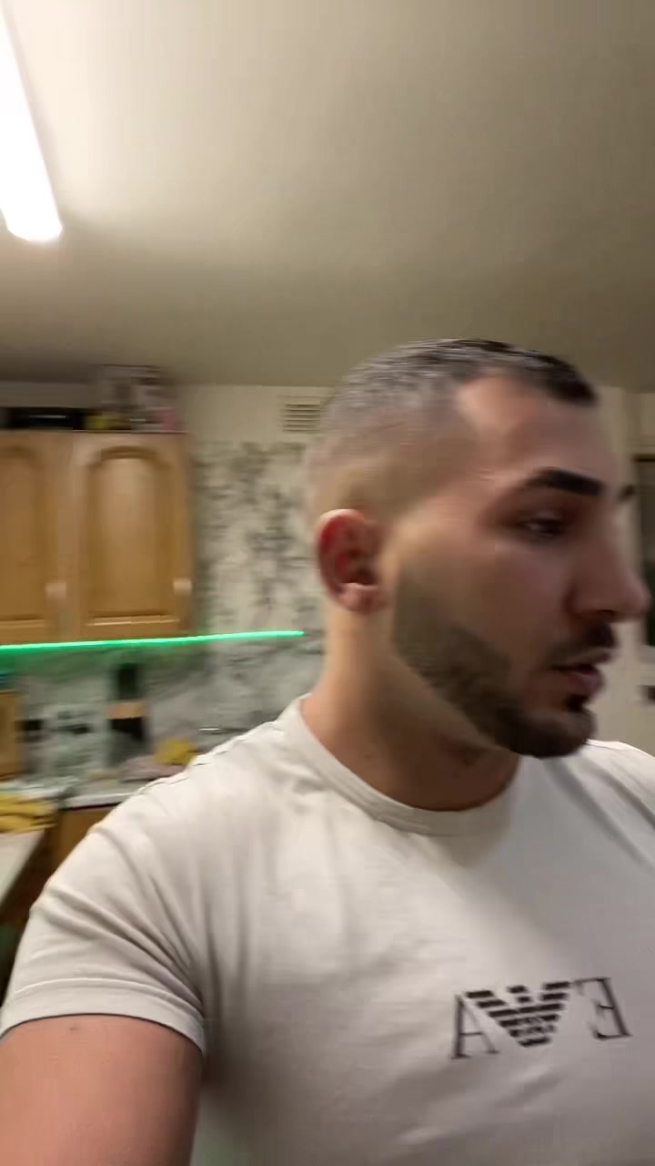 @dani._.