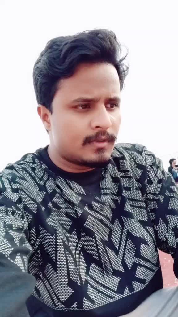 @Hussain904