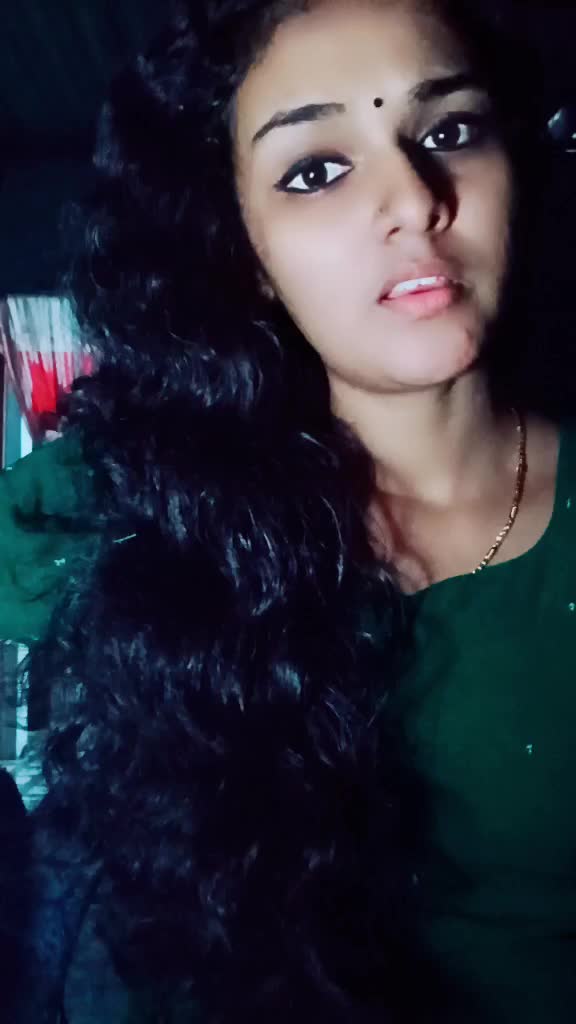 @๐Athulyavishnu ๐