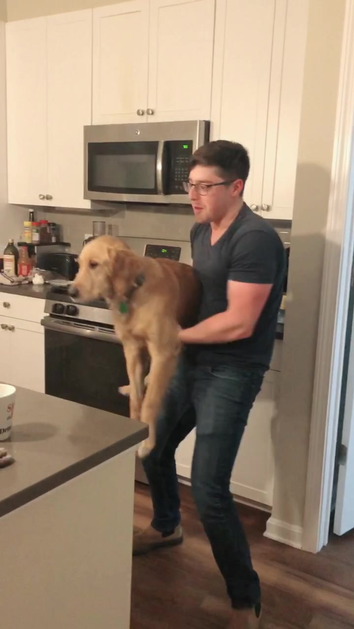 @riley_the_nugget