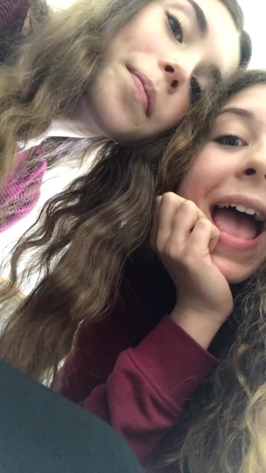 @Linda e Sofia💜