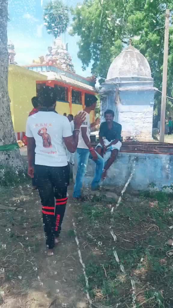@மனிதன்