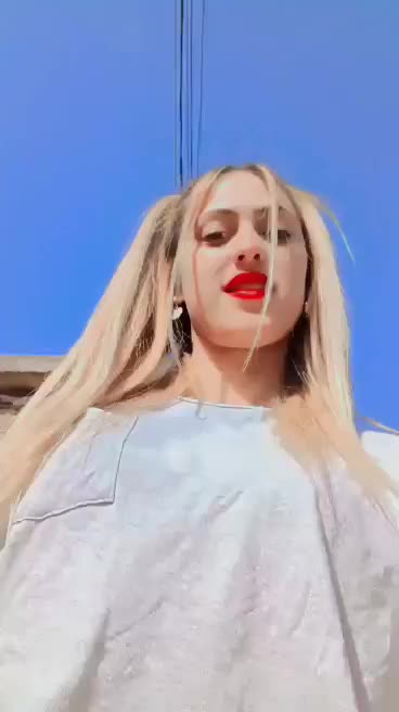 @🖤