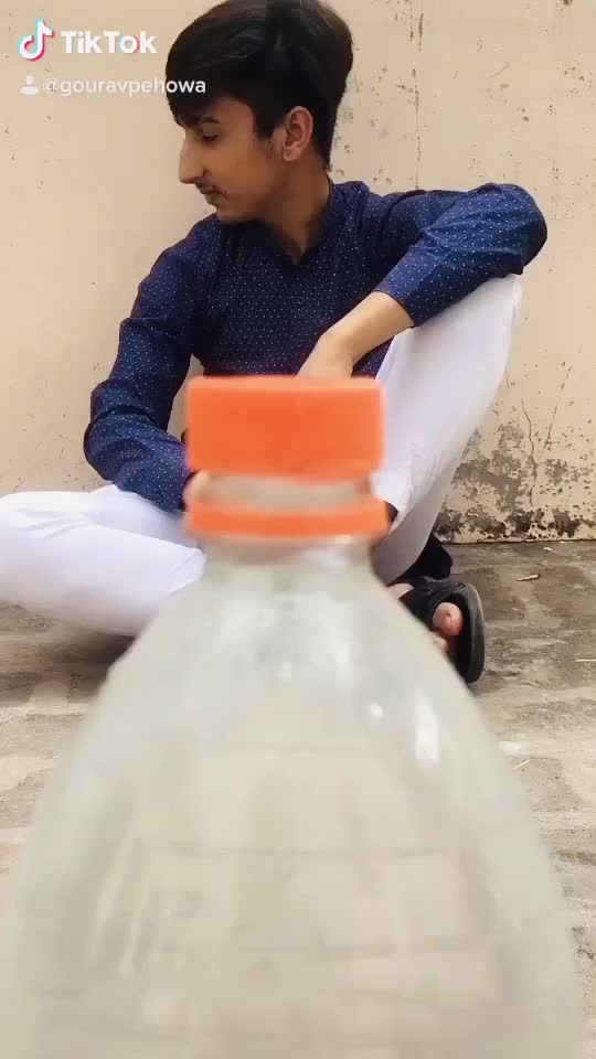 @Its_Gouravpehowa