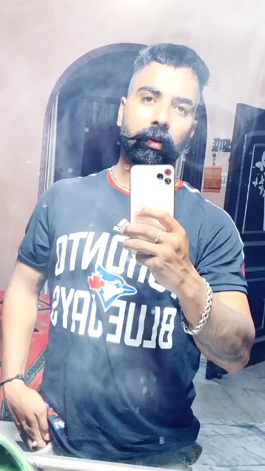 @GurBaaZMultani