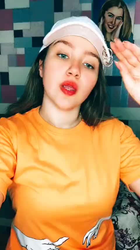 @حنين حسام