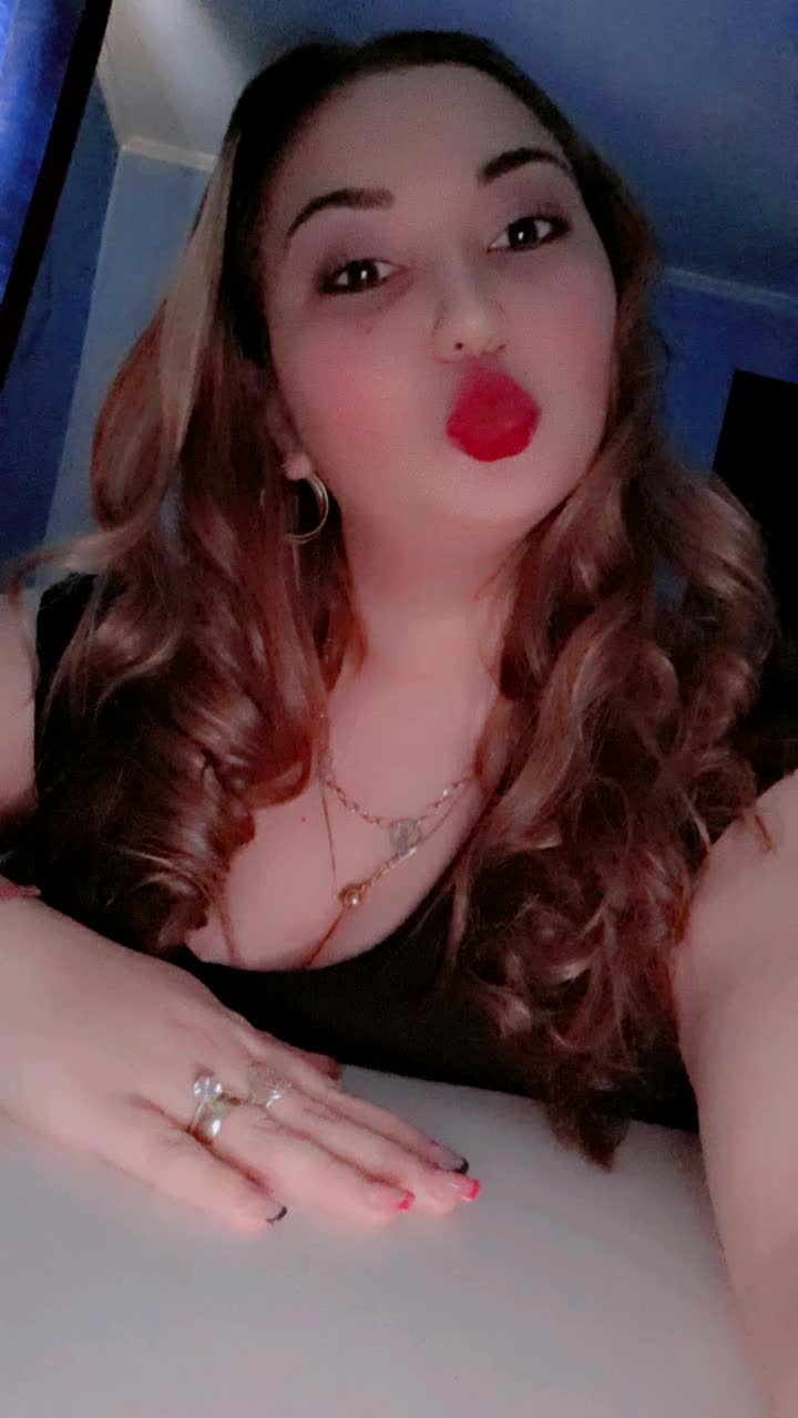 @Adinaionela