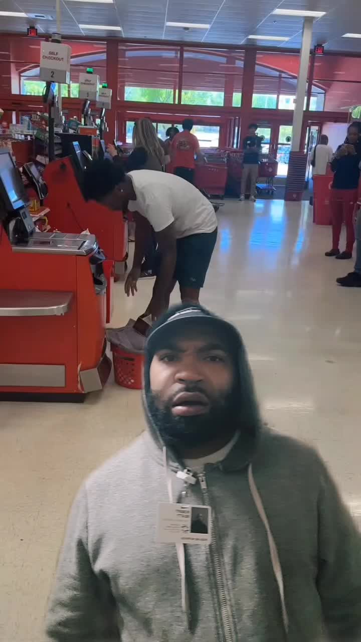 @RobNTheCulture